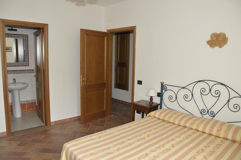 Agriturismo Renai E Monte II Gambassi Terme Buitenkant foto